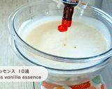 A picture of step 13 of Peach Decoration Cake (Chantilly Peche).