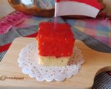Foto langkah ke 6 dari resep Cake Merah Putih with Strawberry Jam.