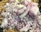 صورة لخطوة 1 من وصفة صينية الأرز باللحم المفروم
