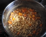 Foto del paso 1 de la receta: Porotos con riendas