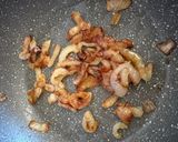Foto del paso 2 de la receta: Ensalada de quinoa con arándanos secos, calabaza asada y cebolla caramelizada