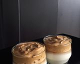 Foto langkah ke 7 dari resep Dalgona Coffee Resep Kopi Kekinian.