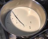 Une image de l'étape 1 de Flan « corse » à la myrte,vanille et caramel à la farine de châtaigne et bonbons skull.
