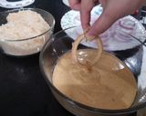 A picture of step 4 of Onion rings.