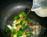 Foto langkah ke 3 dari resep Bihun Tek Tek Kuah Ala Momiera.