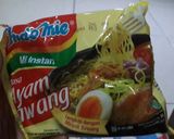 Foto langkah ke 1 dari resep Indomi krispy mayo.