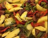 Une image de l'étape 2 de Pommes de terre poivrons et chou kale au chorizo.