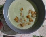 Brokkoli krémleves laktózmentesen recept fázis 2 fotója