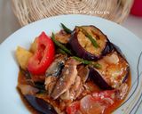 Foto langkah ke 7 dari resep Sarden Kaleng Terong Pedas.