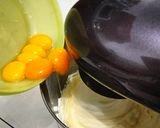 Foto langkah ke 2 dari resep Premium Butter Cake.
