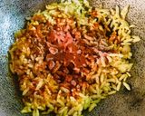 A picture of step 2 of Bhaji pav puffed rice.