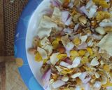 A picture of step 2 of Muesli bhel.