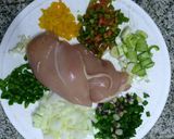 Foto del paso 2 de la receta: Pollo a la mostaza (light) y brócoli sobre puerros