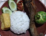 Foto langkah ke 5 dari resep Lele goreng sambal mentah.