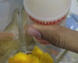 Foto langkah ke 2 dari resep Mangga Yakult Smoothie.