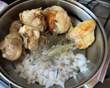 Foto del paso 5 de la receta: Pollo en pasta de tomate