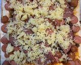 Foto langkah ke 3 dari resep Pizza homemade Mommy ken.