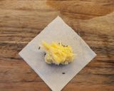 Foto langkah ke 2 dari resep Lumpia tape keju coklat.