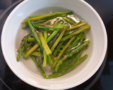 Foto del paso 2 de la receta: Salsa de espárragos
