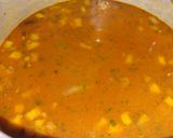 صورة لخطوة 3 من وصفة العدس بالخضرة 🥣🥕🧅🥔