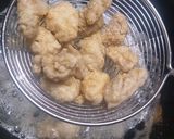 A picture of step 3 of Chicken Poppers with Cheesy Sauce.