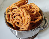 புலுங்கல் அரிசி முறுக்கு ரெசிபி ஸ்டேப் 8 புகைப்படம்