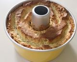 Foto langkah ke 18 dari resep Rum Raisin Chiffon Cake.