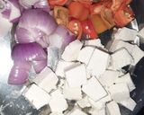 A picture of step 3 of Paneer tikka masala.