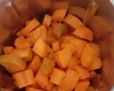 A picture of step 3 of Refreshing Carrot Ginger Juice.