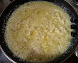 A picture of step 3 of Spaghetti with eggs, tomatoes and olives.