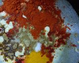 A picture of step 3 of Paneer tikka masala.
