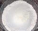 Foto del paso 1 de la receta: Medialunas fáciles