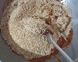 તલની ચીકી(Tal Chikki Recipe in Gujarati) રેસીપી સ્ટેપ3ફોટો