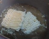 A picture of step 3 of Chicken spring Roll.