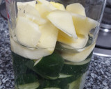 Foto del paso 3 de la receta: Batido detox de manzana, pepino y apio