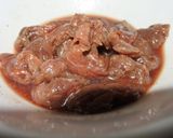 Foto langkah ke 1 dari resep Sapi Lada Hitam (Black Pepper Beef).