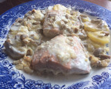 Foto del paso 9 de la receta: Salmón con nata y champiñones al horno