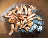 รูปขั้นตอนการทำที่ 2 ของ เส้นบุกผัดหมูเส้นพริกหวาน