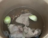 Hình bước làm 1 của món Canh Hẹ Đậu Hũ