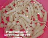 Foto langkah ke 3 dari resep Tumis jamur shimeji ceciwis kembangkol wortel.