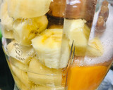 Foto del paso 2 de la receta: BUDÍN DE 🍌BANANA🍌SPLIT EN LICUADORA 🍌🥮🍌