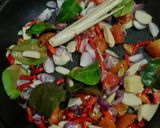 Foto langkah ke 2 dari resep Ikan Lemuru (Sarden) Goreng Pedas.