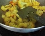 ফুলকপির ঘণ্ট(Phulkopi er ghonto recipe in bangla) রেসিপির ধাপ 4 ছবি