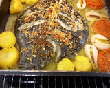 Foto del paso 6 de la receta: Rodaballo al horno con patatas, verduras y almendras
