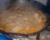 Foto del paso 7 de la receta: Muslitos de pollo guisados