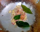 Foto langkah ke 2 dari resep Telur Ceplok Kuah Kecap.