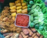 Foto langkah ke 5 dari resep Nasi Liwet Kompliiit (Ide Menu Pelengkap Nasi Liwet).