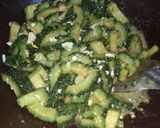 金沙綠苦瓜的食譜步驟4照片