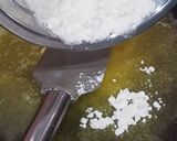 Foto langkah ke 1 dari resep Vla durian untuk filling.
