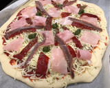 Foto del paso 3 de la receta: Pizza casera: capricho de sabores para ver el fútbol ⚽️⚽️⚽️